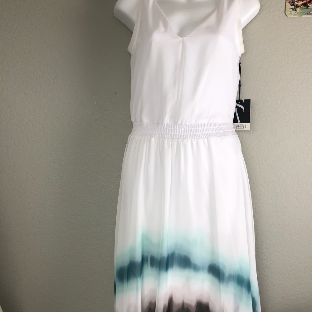 Simply Vera Vera Wang Dress XS White Blue Black Watercolor‎ Handkerchief Hemline